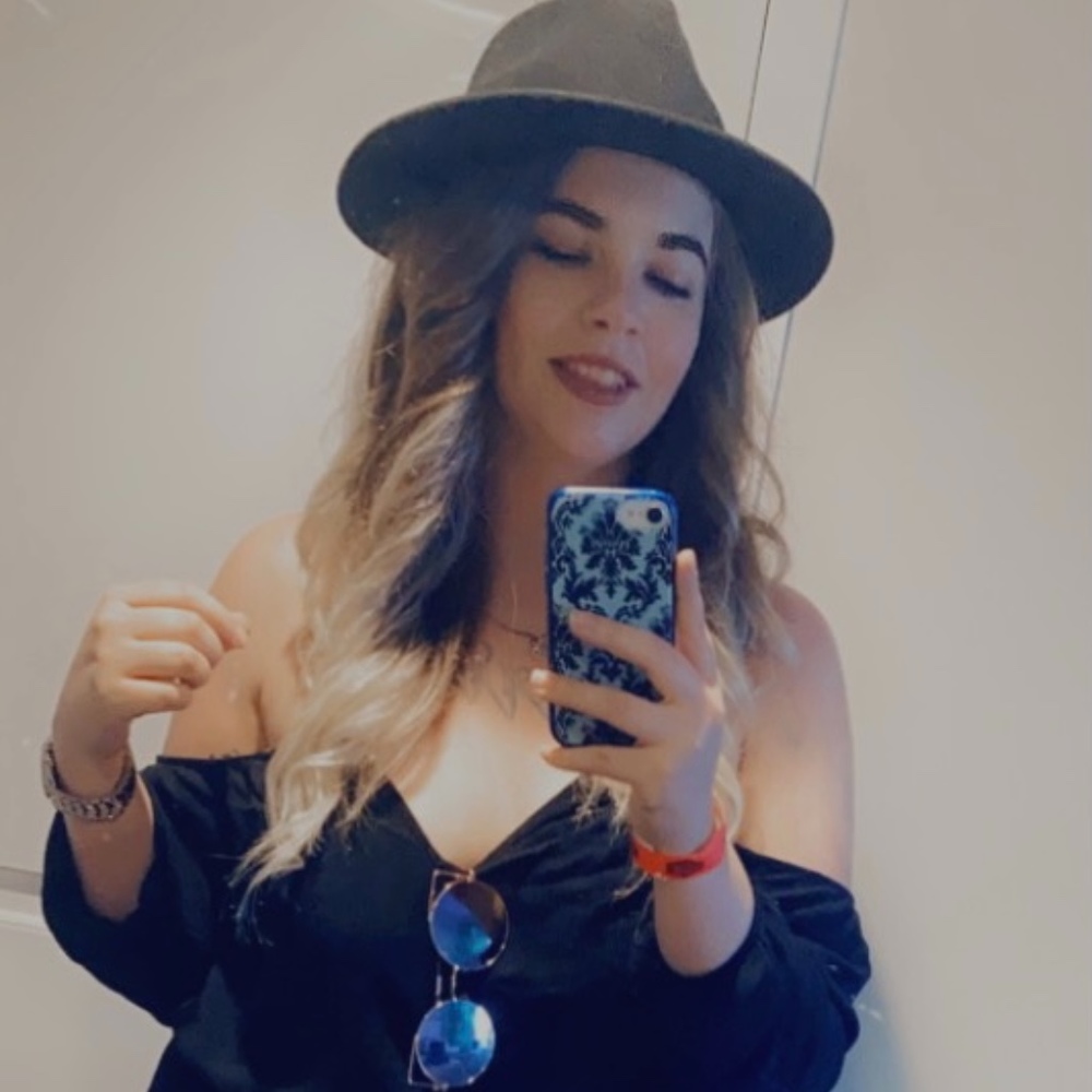Meet your Posher, Kaitlyn